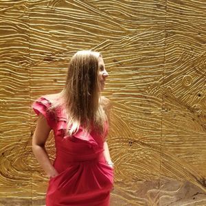 Meet your Posher, Emily